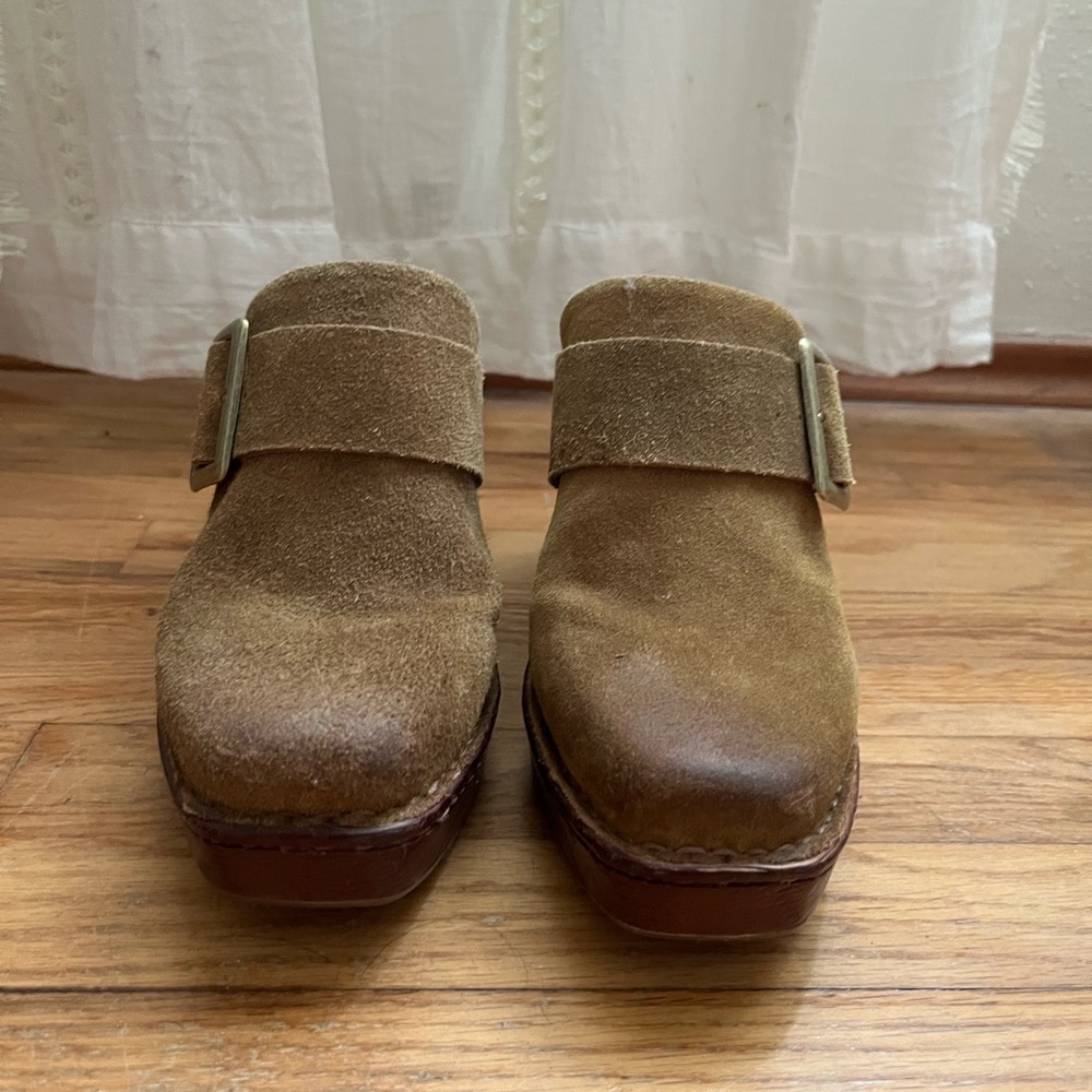 Born Brown Leather Mules with Chunky Heel